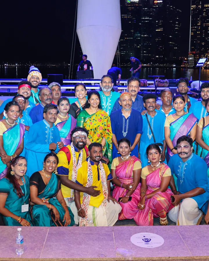 The company of Anandha Kondaattam 2024 on stage